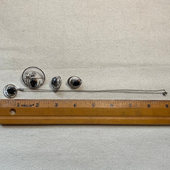 1950s Black Hematite Sterling Silver Jewelry Set – by Zeidell’s – Boxed - Picture 10 of 10